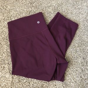 Lululemon Plum Crop - Size 8